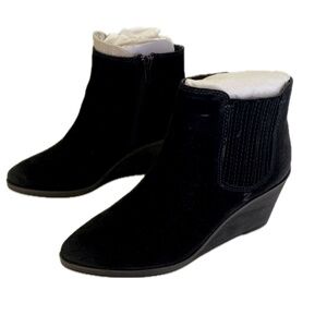 NWT Frye and Co. Women's Leather Boot - Wedge - Size: 7